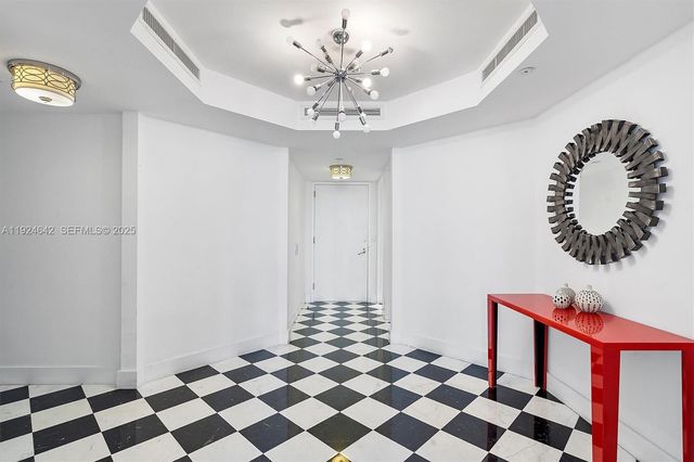 19500 Turnberry Way 20D, Aventura, FL 33180