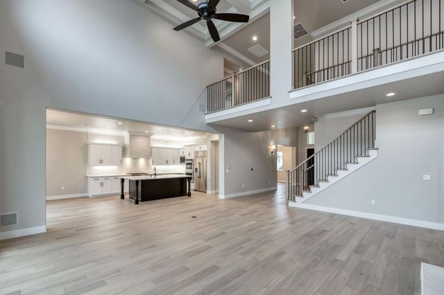 11574 N Range View Drive, Fresno, CA 93730