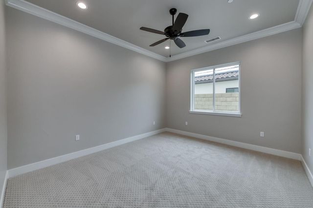 11574 N Range View Drive, Fresno, CA 93730