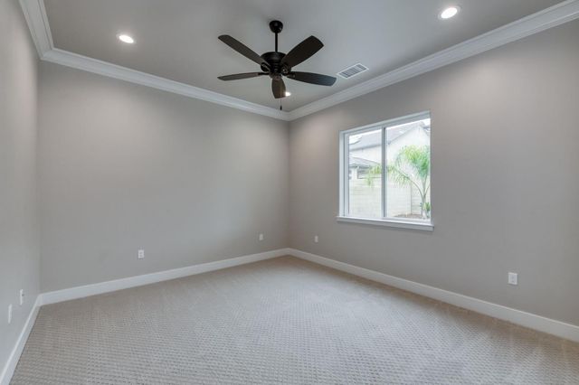 11574 N Range View Drive, Fresno, CA 93730