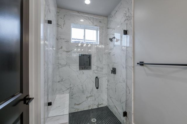 11574 N Range View Drive, Fresno, CA 93730