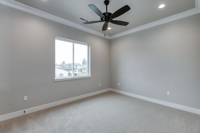 11574 N Range View Drive, Fresno, CA 93730