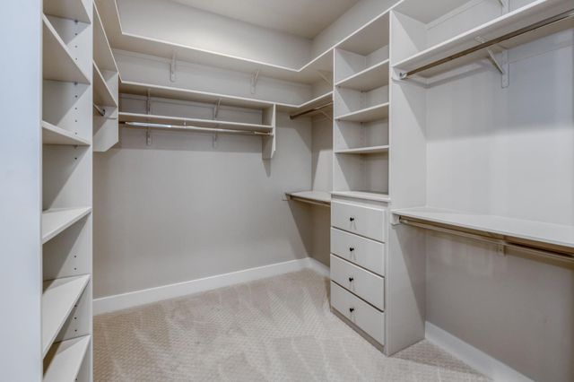 11574 N Range View Drive, Fresno, CA 93730