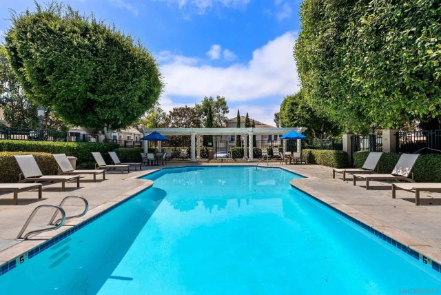 7274 Shoreline Dr 116, San Diego, CA 92122