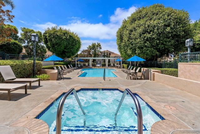 7274 Shoreline Dr 116, San Diego, CA 92122