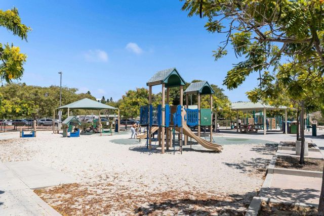 7274 Shoreline Dr 116, San Diego, CA 92122
