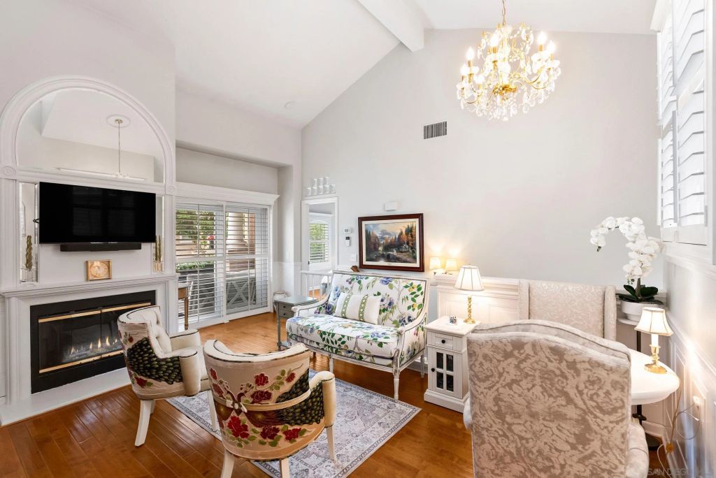 7274 Shoreline Dr 116, San Diego, CA 92122