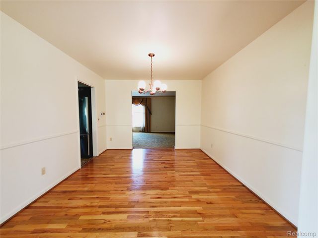 8276 Appleway Drive, Grand Blanc Charter Township, MI 48439