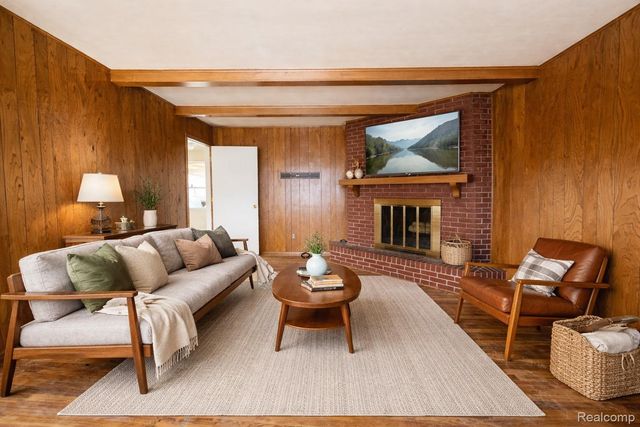 8276 Appleway Drive, Grand Blanc Charter Township, MI 48439