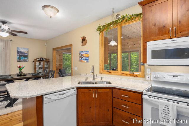 10155 Rogue Pond Drive, Rockford, MI 49341