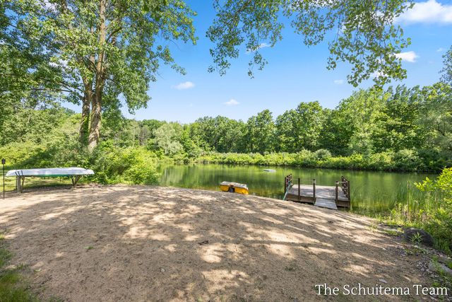 10155 Rogue Pond Drive, Rockford, MI 49341