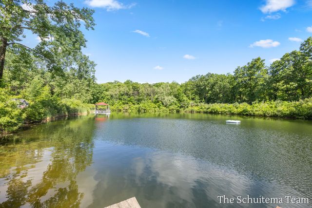 10155 Rogue Pond Drive, Rockford, MI 49341