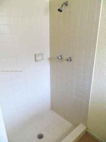 3700 Riverside Dr 1, Coral Springs, FL 33065