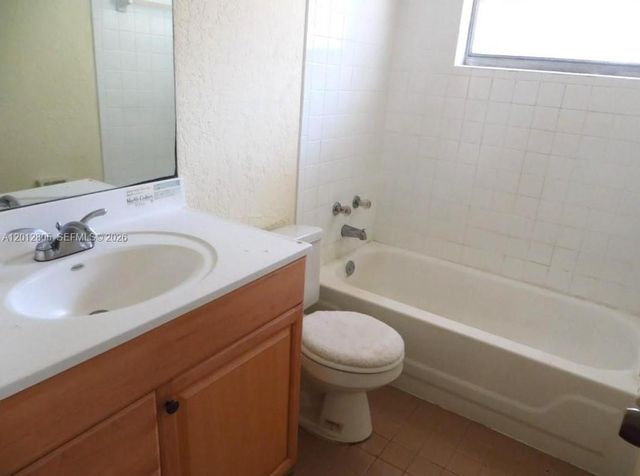 3700 Riverside Dr 1, Coral Springs, FL 33065