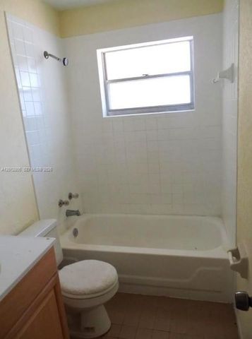 3700 Riverside Dr 1, Coral Springs, FL 33065