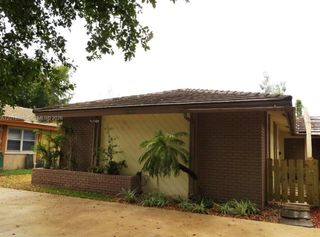 3700 Riverside Dr 1, Coral Springs, FL 33065
