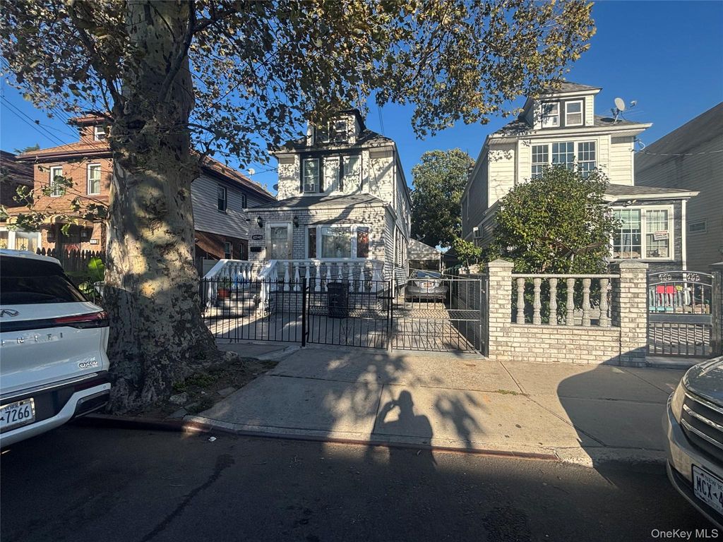 10749 131st Street, Richmond Hill, NY 11419 — exterior