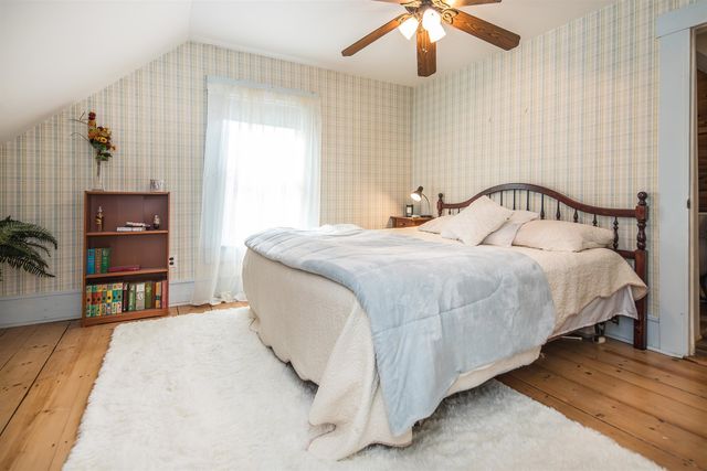 5735 VT Route 11, Londonderry, VT 05148