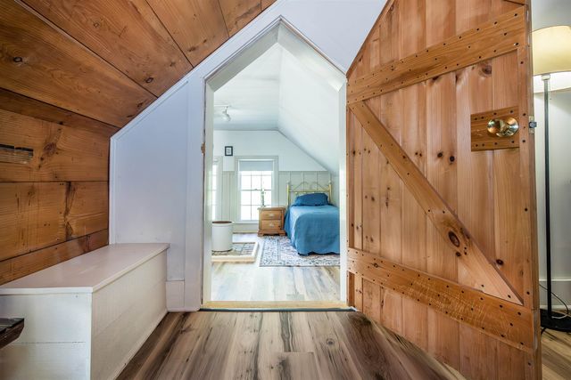 5735 VT Route 11, Londonderry, VT 05148
