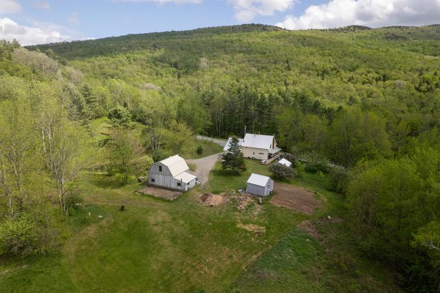 5735 VT Route 11, Londonderry, VT 05148