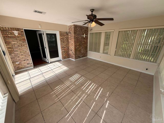 6740 Bunker Hill Cir, Pensacola, FL 32506