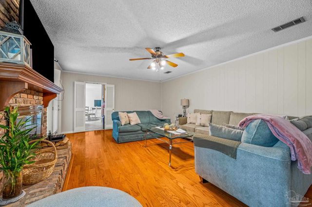 6740 Bunker Hill Cir, Pensacola, FL 32506