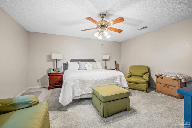 6740 Bunker Hill Cir, Pensacola, FL 32506