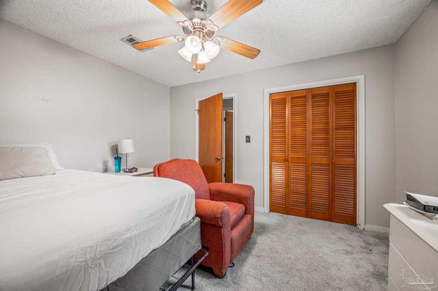 6740 Bunker Hill Cir, Pensacola, FL 32506