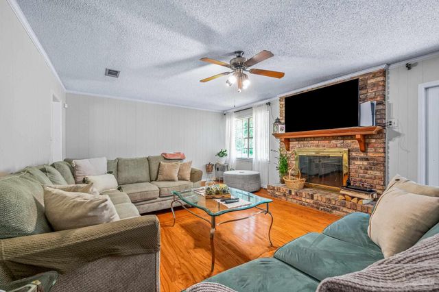 6740 Bunker Hill Cir, Pensacola, FL 32506