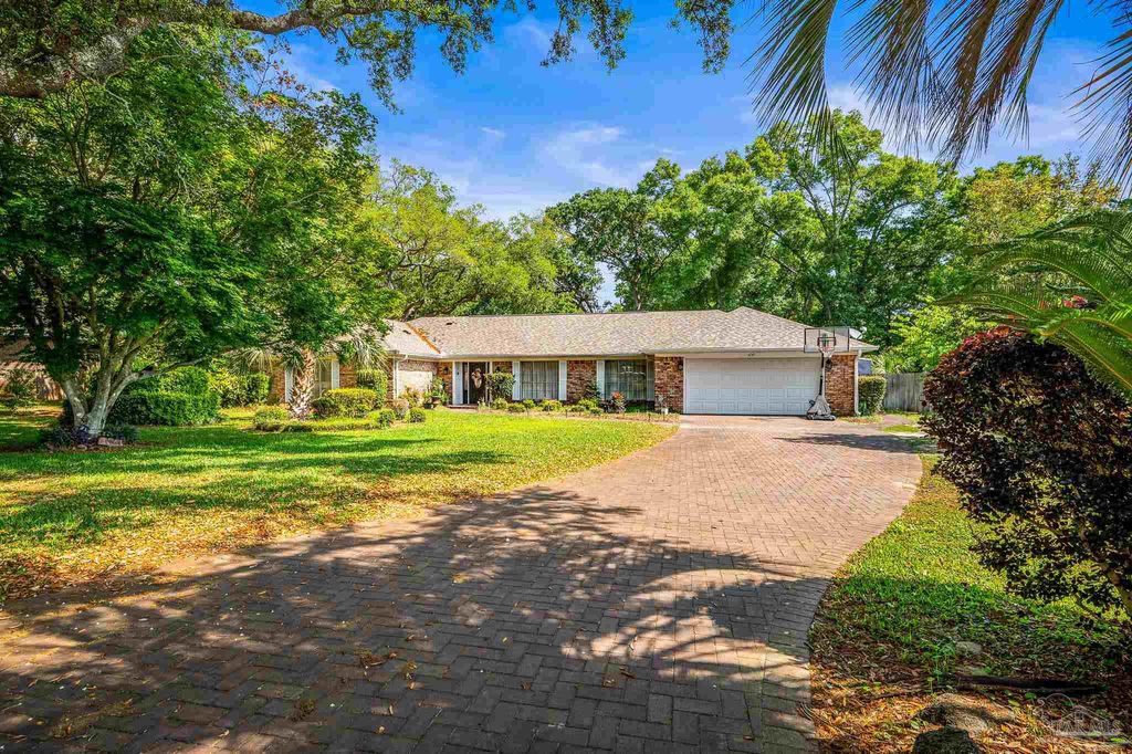 6740 Bunker Hill Cir, Pensacola, FL 32506
