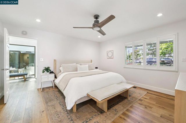 29 Winslow Pl, Moraga, CA 94556