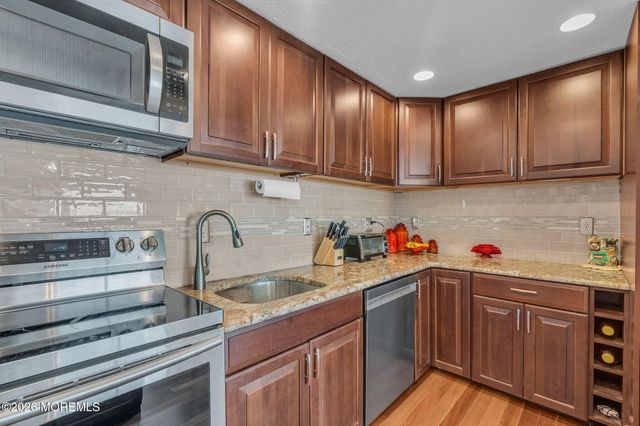 45 Ocean Avenue 6C, Monmouth Beach, NJ 07750