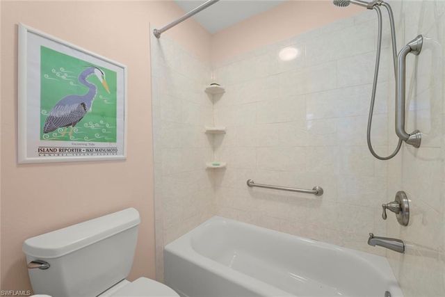 1360 Jamaica DR, Sanibel, FL 33957
