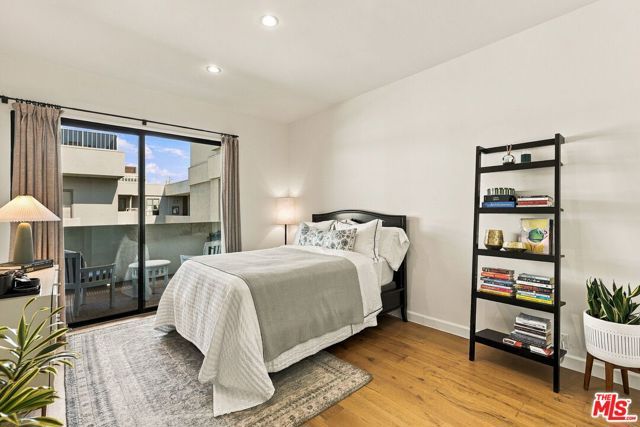 12115 San Vicente Boulevard 404, Los Angeles, CA 90049