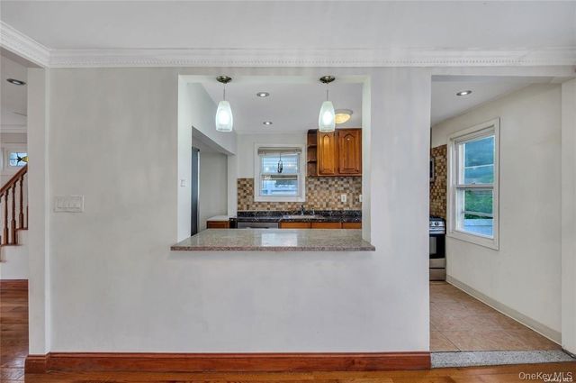 10921 215th Street, Queens Village, NY 11429