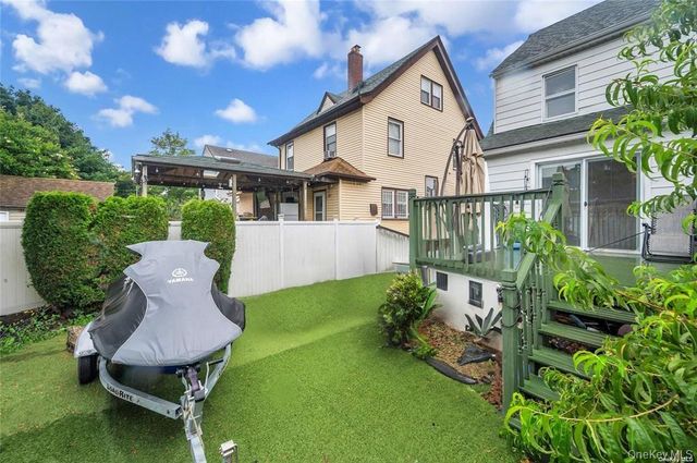 10921 215th Street, Queens Village, NY 11429