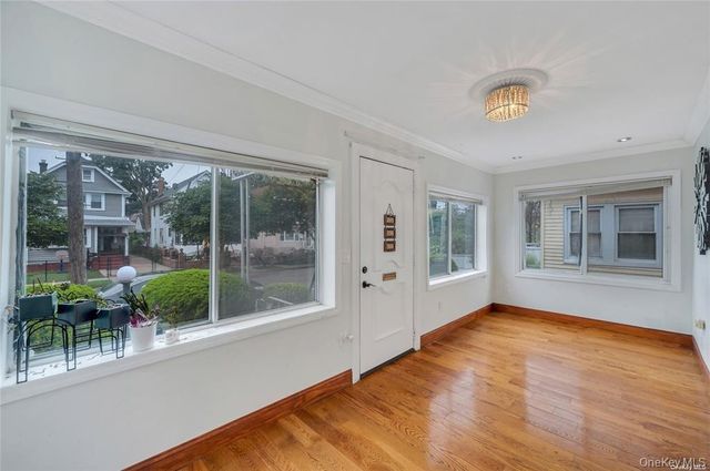 10921 215th Street, Queens Village, NY 11429