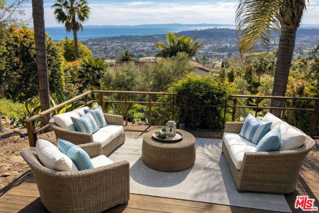 1720 Mission Ridge Road, Santa Barbara, CA 93103