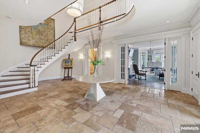 29 McGrath Drive, Cresskill, NJ 07626