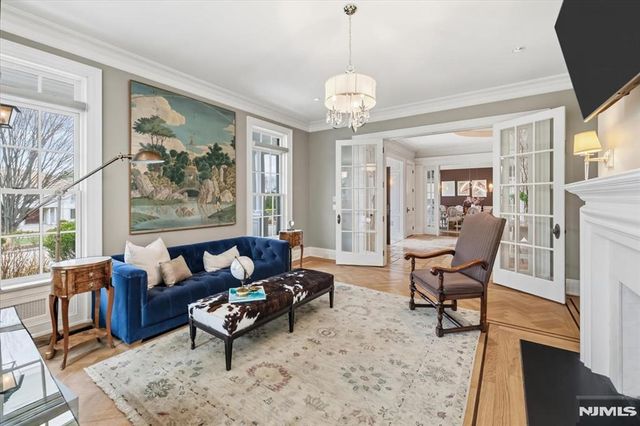 29 McGrath Drive, Cresskill, NJ 07626