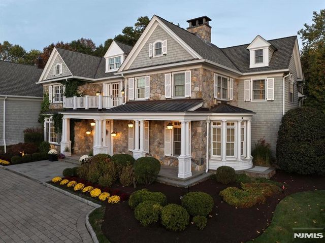 29 McGrath Drive, Cresskill, NJ 07626