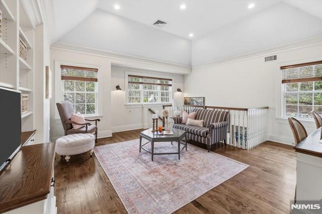 29 McGrath Drive, Cresskill, NJ 07626