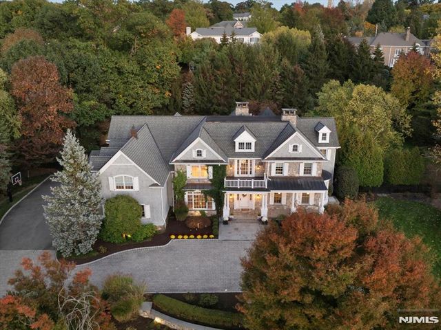 29 McGrath Drive, Cresskill, NJ 07626