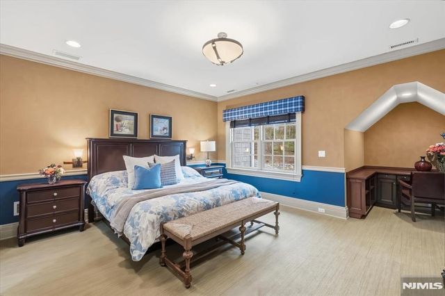 29 McGrath Drive, Cresskill, NJ 07626