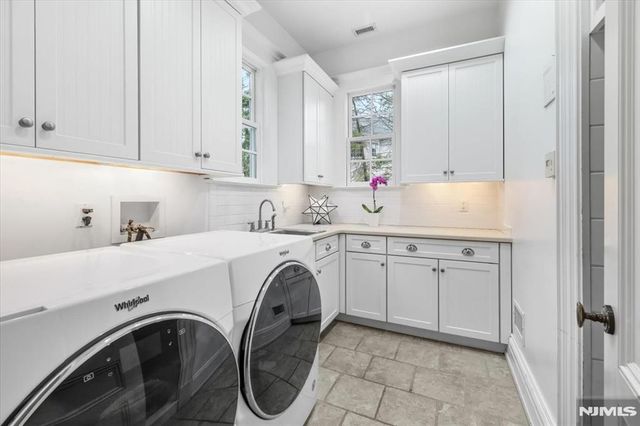 29 McGrath Drive, Cresskill, NJ 07626