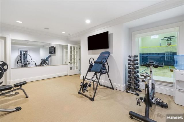 29 McGrath Drive, Cresskill, NJ 07626