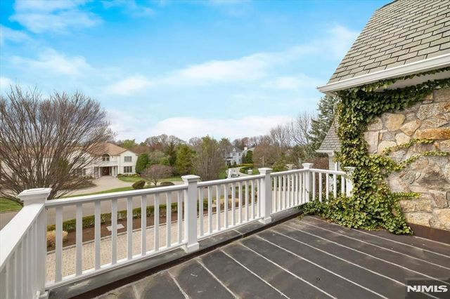29 McGrath Drive, Cresskill, NJ 07626