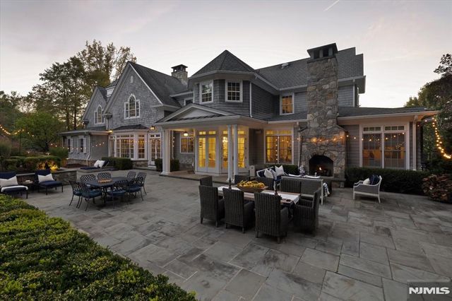 29 McGrath Drive, Cresskill, NJ 07626