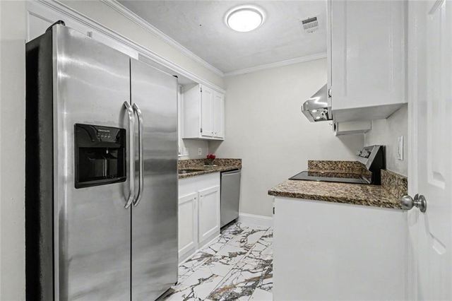 161 Holcomb Ferry Road, Roswell, GA 30076