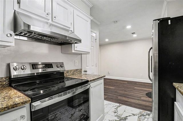 161 Holcomb Ferry Road, Roswell, GA 30076